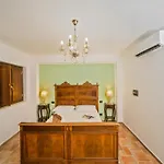 Dimora Le Antiche Torri B&B 아그로폴리