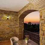 Dimora Le Antiche Torri B&B 4*