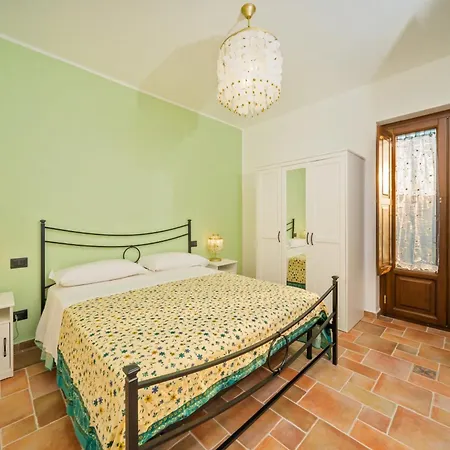 فندق مبيت وإفطار Dimora Le Antiche Torri أغروبولي