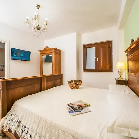 Dimora Le Antiche Torri 住宿加早餐酒店