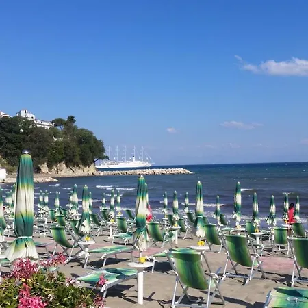 Dimora Le Antiche Torri فندق مبيت وإفطار